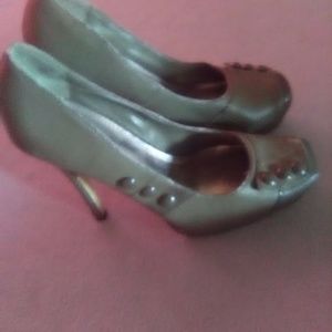 Cute Sexy Army Green "shoedazzle" Stilettos